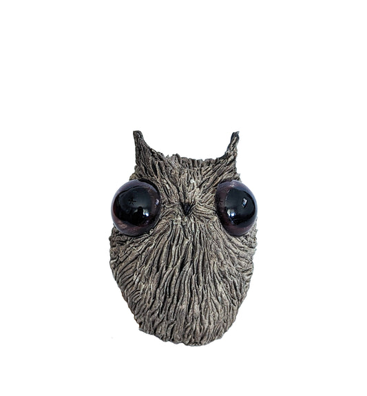 SOLD clay owl sculpture "esmeralda" handmade by Emma Lee Fleury (limited edition)