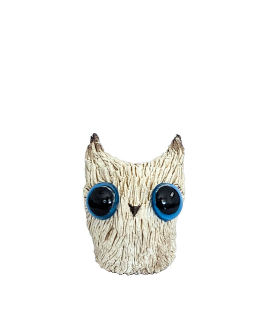 clay owl sculpture "squeakz" by Emma Lee Fleury (limited edition)